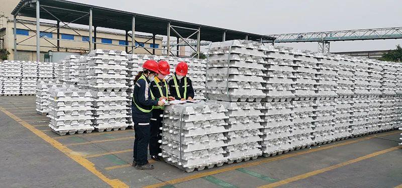 广西华磊新材料电解铝厂多措并举提升铝锭质量